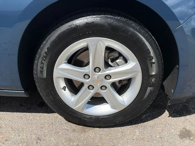Chevrolet Malibu photo 13