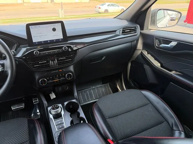 Ford Escape photo 33