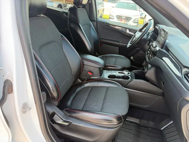 Ford Escape photo 37