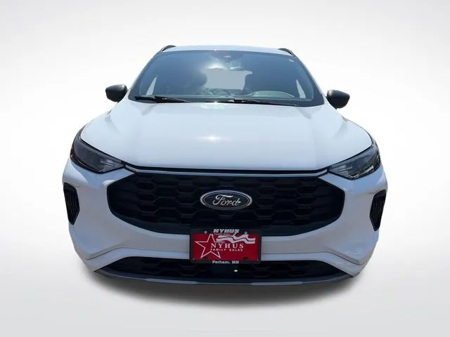 Ford Escape photo 2