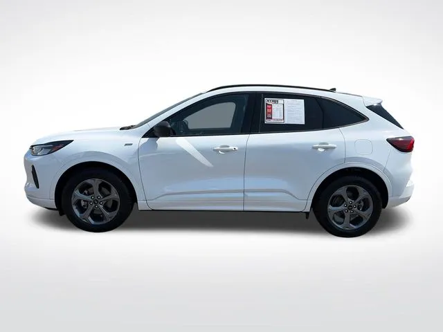 Ford Escape photo 3