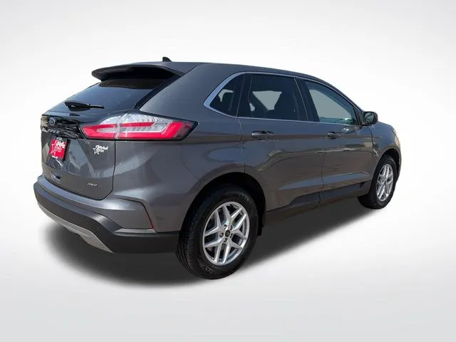 Ford Edge photo 9