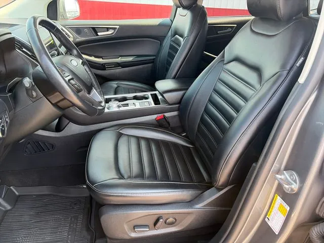 Ford Edge photo 39