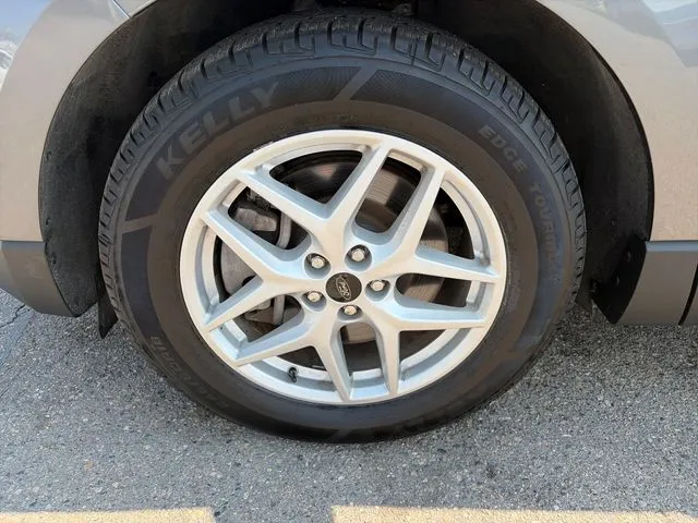 Ford Edge photo 13
