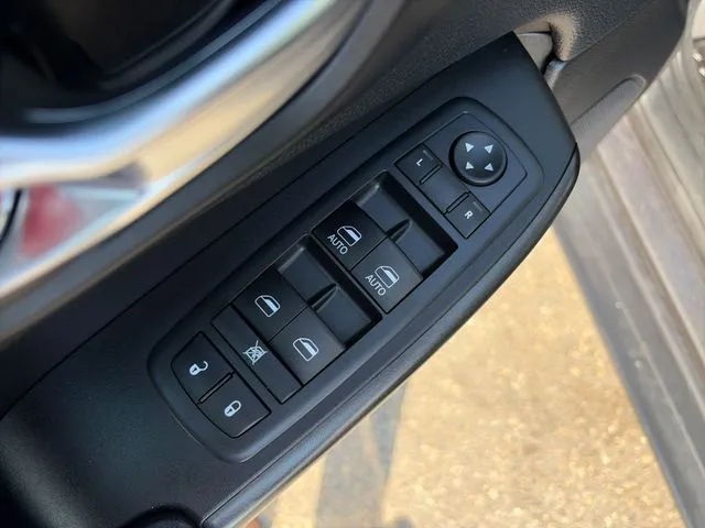 Jeep Cherokee photo 26