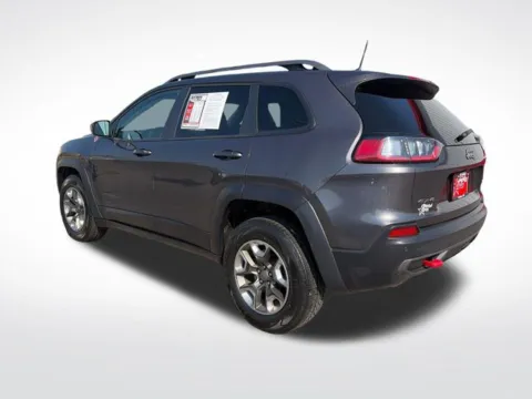 More photos of 2019 Jeep Cherokee Trailhawk at Nyhus Family Sales, MN