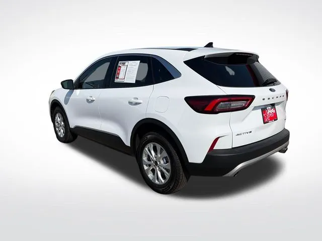 Ford Escape photo 4