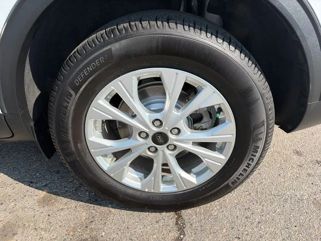 Ford Escape photo 15