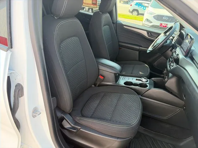 Ford Escape photo 37