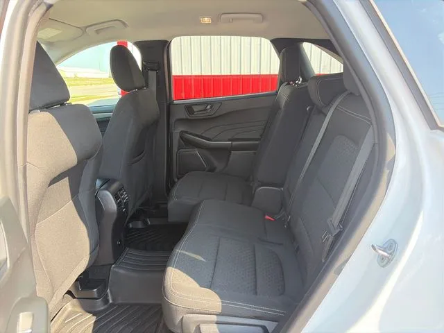 Ford Escape photo 39