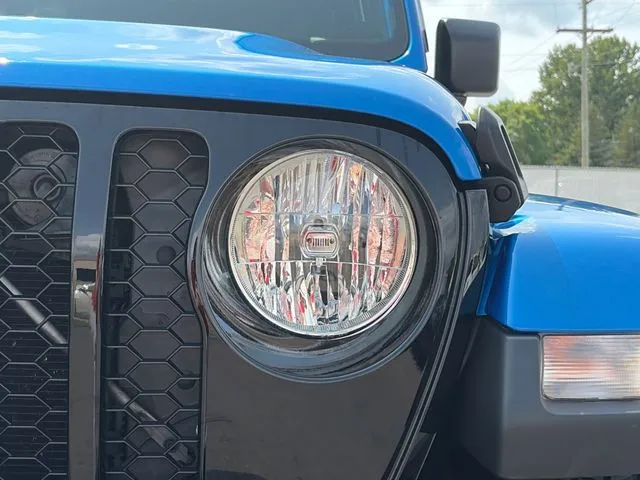 Jeep Gladiator photo 18