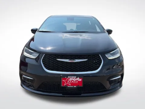 Photos of 2025 Chrysler Pacifica Select for sale in Perham, MN at Nyhus Family Sales