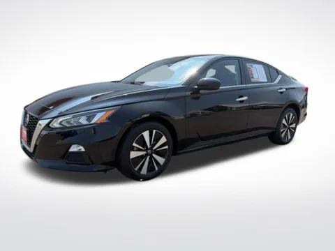 Photos of 2021 Nissan Altima 2.5 SV for sale in Perham, MN at Nyhus Family Sales