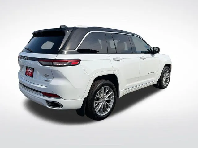 Jeep Grand Cherokee photo 9