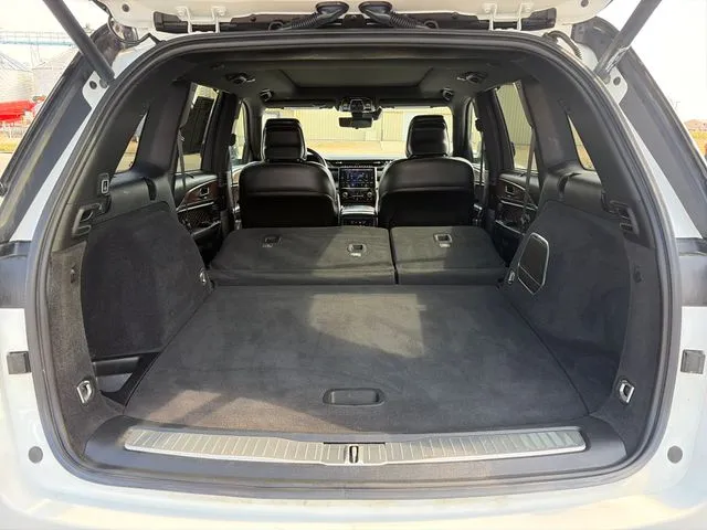 Jeep Grand Cherokee photo 45