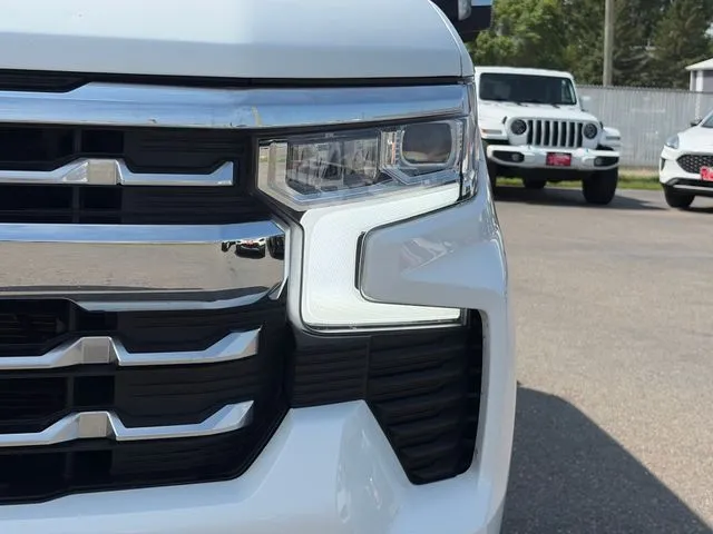 Chevrolet Silverado photo 19