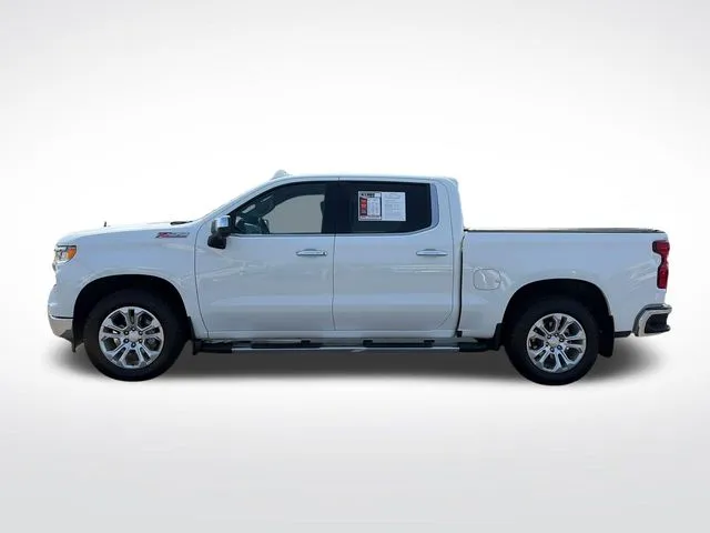 Chevrolet Silverado photo 3