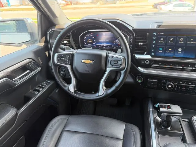 Chevrolet Silverado photo 31
