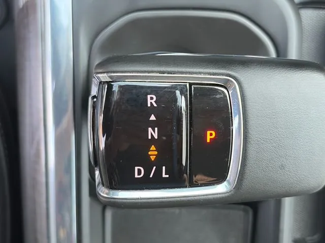 Chevrolet Silverado photo 36