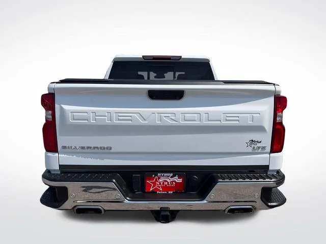Chevrolet Silverado photo 5