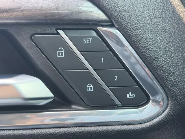 Chevrolet Silverado photo 51
