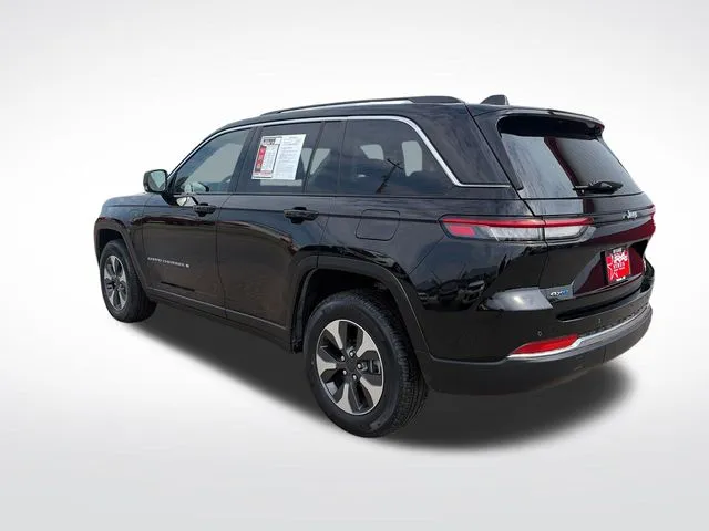 Jeep Grand Cherokee photo 4