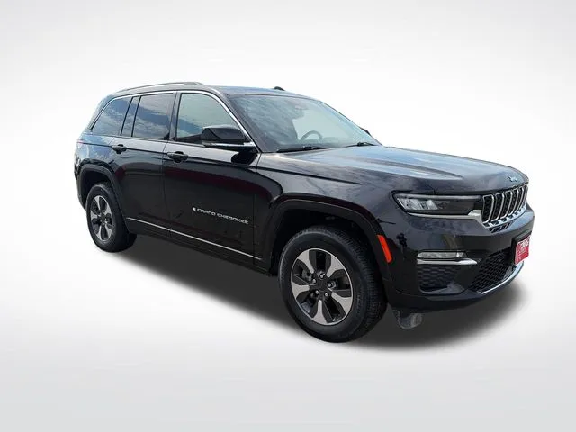 Jeep Grand Cherokee photo 11