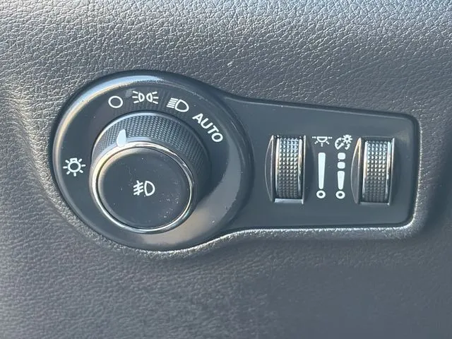 Jeep Compass photo 56