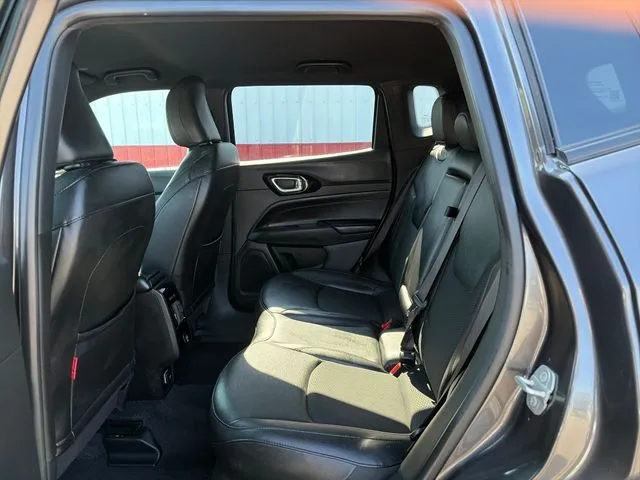 Jeep Compass photo 38