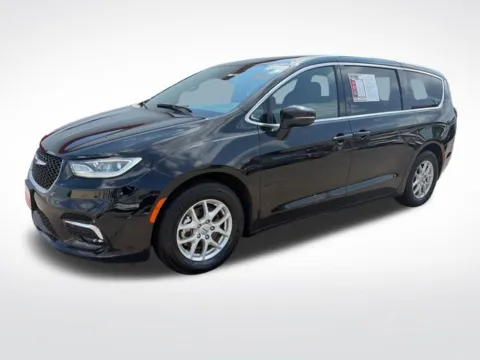 Black 2025 Chrysler Pacifica Select for sale in Perham, MN