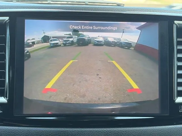 Chrysler Pacifica photo 46