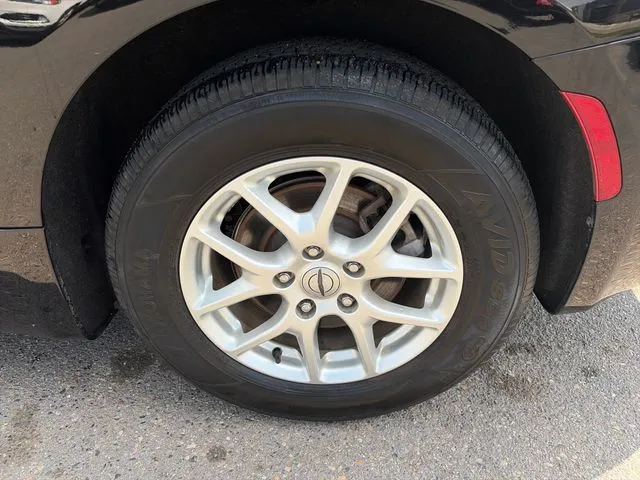 Chrysler Pacifica photo 15