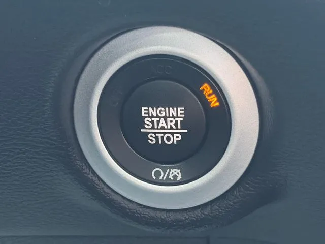 Chrysler Pacifica photo 52