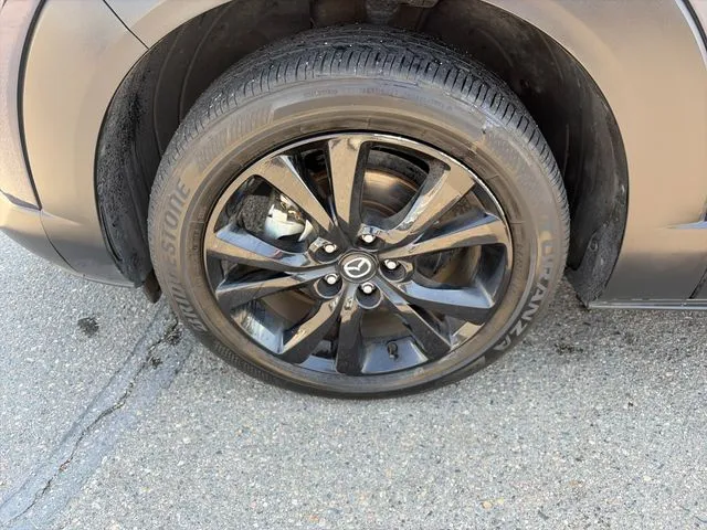 Mazda CX-30 photo 12