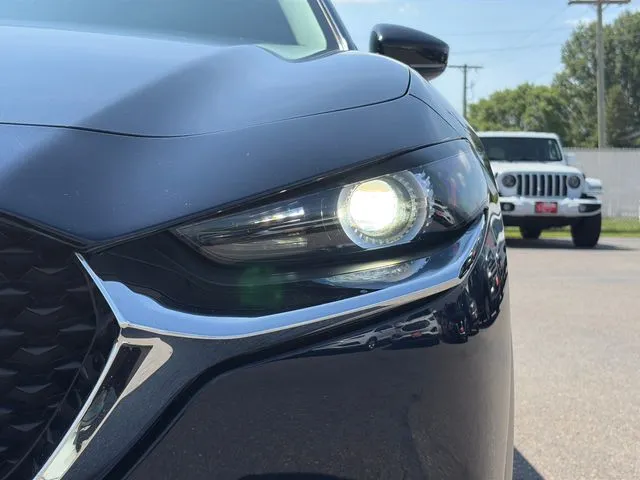 Mazda CX-30 photo 18