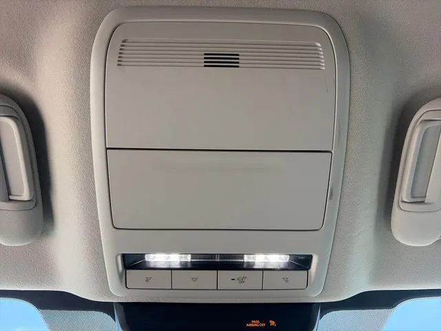 Mazda CX-30 photo 52