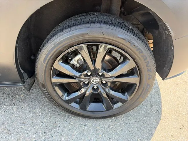 Mazda CX-30 photo 15