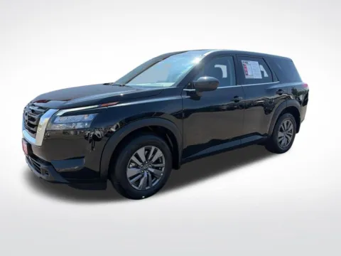 Black 2025 Nissan Pathfinder S for sale in Perham, MN