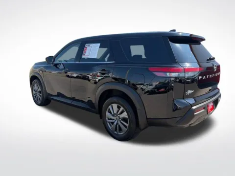 More photos of 2025 Nissan Pathfinder S at Nyhus Family Sales, MN