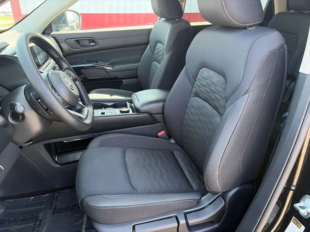 Nissan Pathfinder photo 38