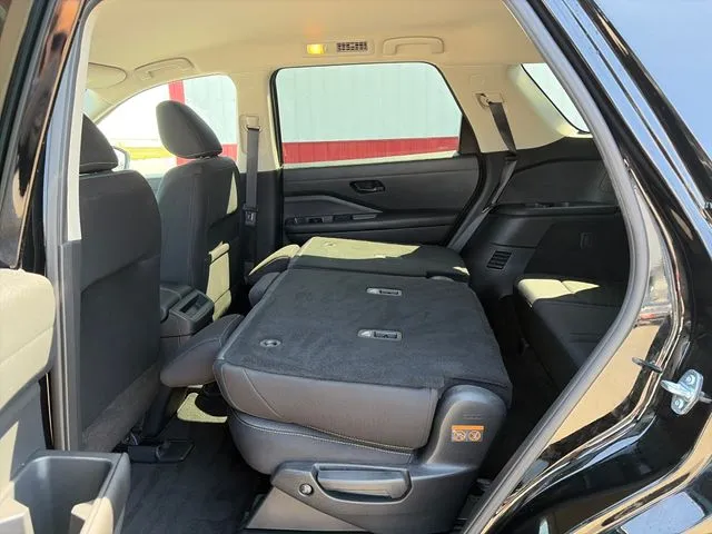 Nissan Pathfinder photo 41