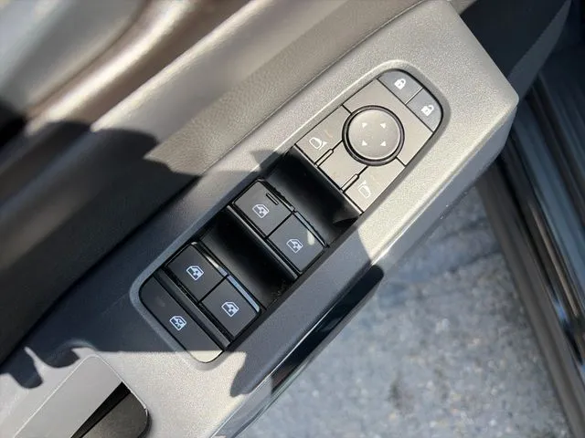 Nissan Pathfinder photo 26