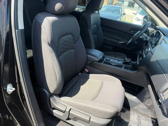 Nissan Pathfinder photo 27