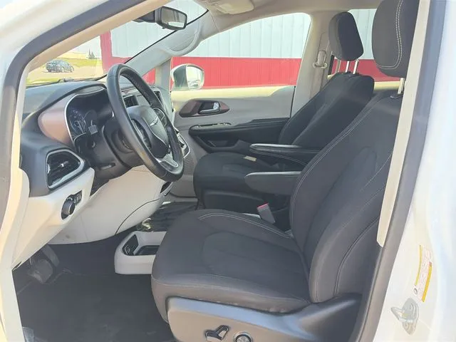 Chrysler Voyager photo 22