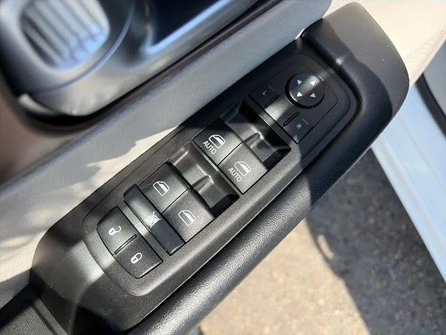 Chrysler Voyager photo 26
