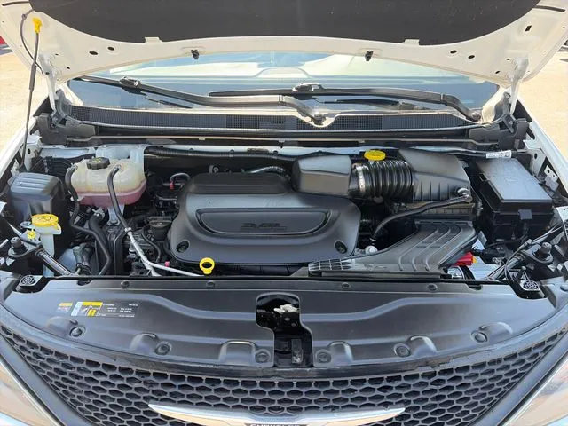 Chrysler Voyager photo 51