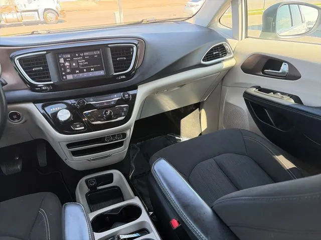 Chrysler Voyager photo 33