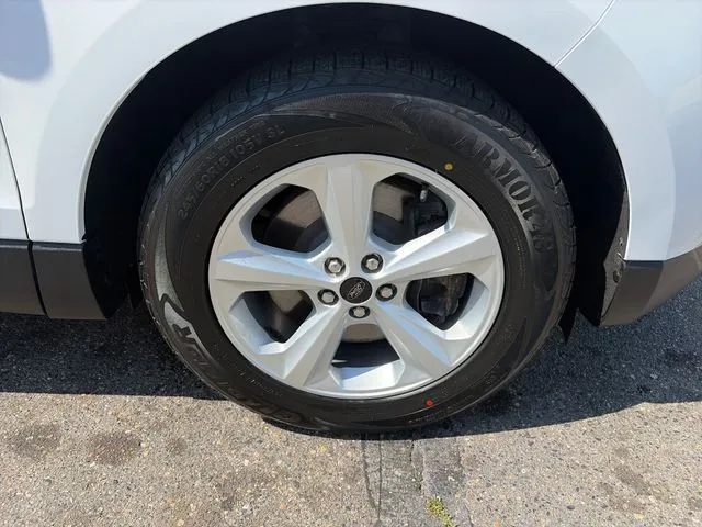Ford Edge photo 14