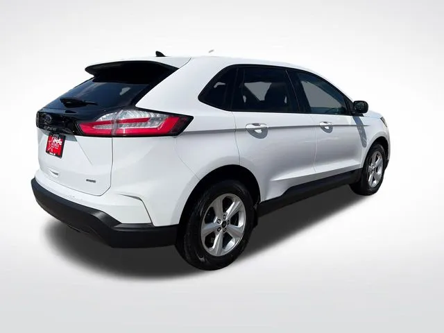 Ford Edge photo 8