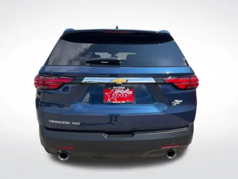 More photos of 2022 Chevrolet Traverse LS at Nyhus Family Sales, MN